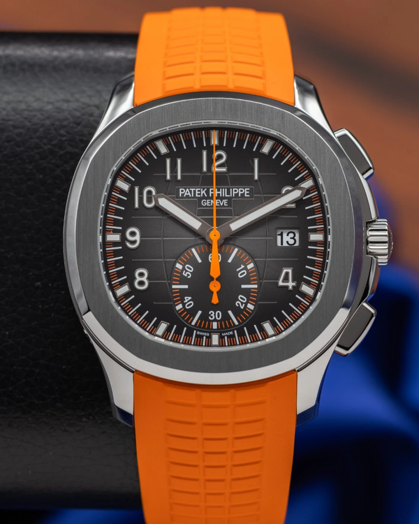 2020 Patek Philippe Aquanaut 42MM Black Dial Rubber Strap (5968A-001)