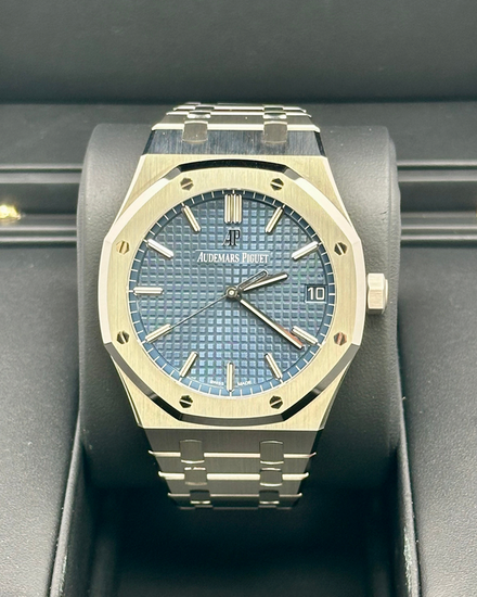 2021 Audemars Piguet Royal Oak 41MM Blue Dial Steel Bracelet (15500ST.OO.1220ST.01)