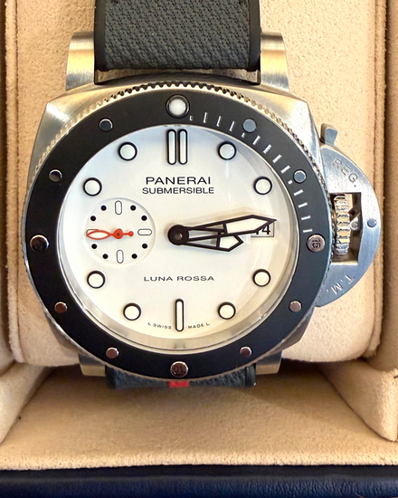 2024 Panerai Submersible Luna Rossa 42MM White Dial Textile Strap (PAM01579)