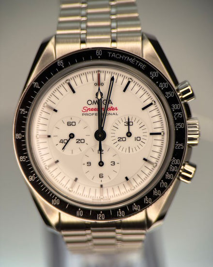 2024 Omega Speedmaster Professional Moonwatch 42MM White Dial Steel Bracelet (310.30.42.50.04.001)