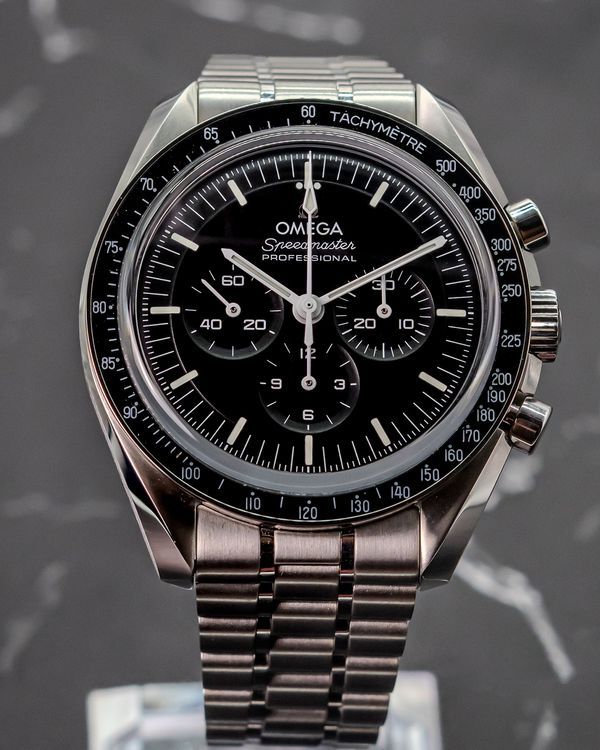 2026 Omega Speedmaster Professional Moonwatch 42MM Black Dial Steel Bracelet (310.30.42.50.01.002)
