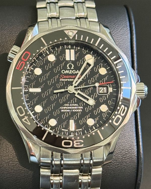 2012 Omega Seamaster Diver 300M "James Bond" 50th Anniversary L.E. 41MM Black Dial Steel Bracelet (212.30.41.20.01.005)