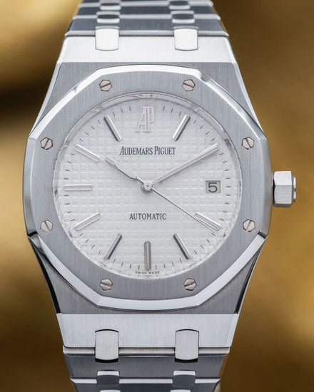Audemars Piguet Royal Oak Offshore 39MM White Dial Steel Bracelet (15300ST.OO.1220ST.01)