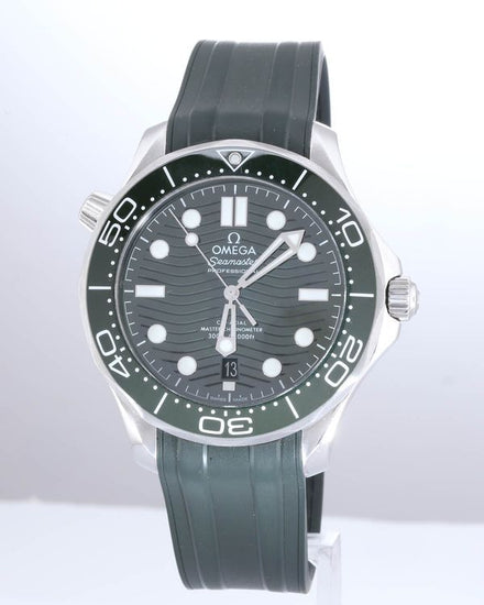 2023 Omega Seamaster Diver 300M "Seaweed" 42MM Green Dial Rubber Strap (210.32.42.20.10.001)