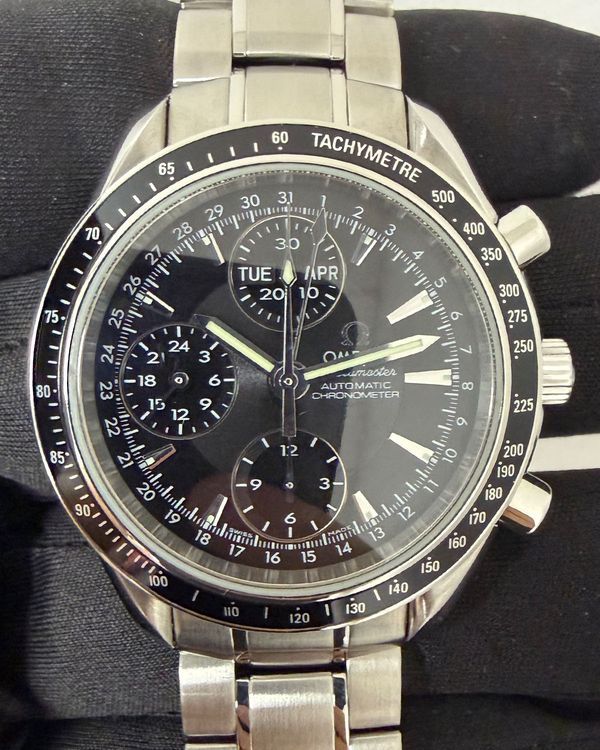 No Reserve - 2020 Omega Speedmaster Day-Date 40MM Black Dial Steel Bracelet (3220.50.00)