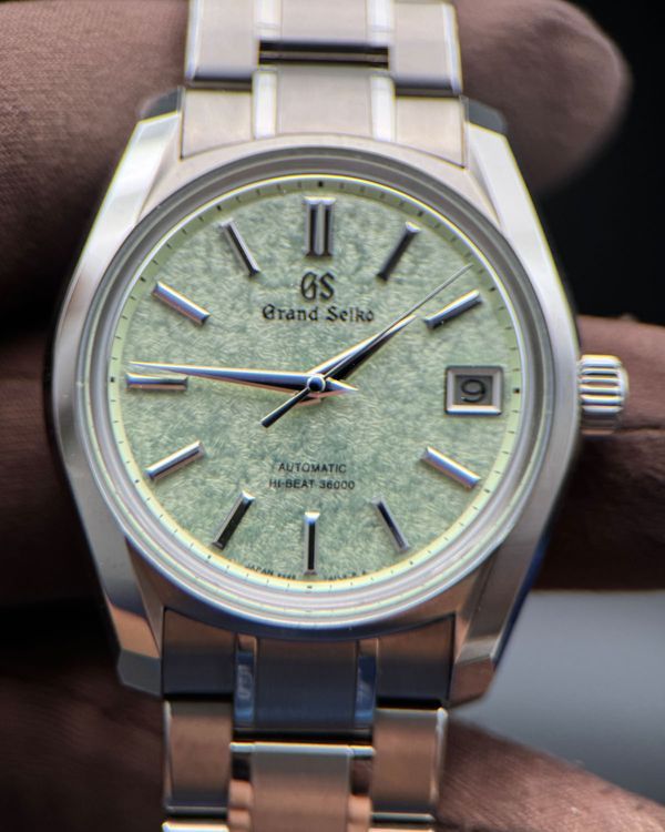 2026 Grand Seiko Heritage Collection "Sakura-Wakaba" 38MM Green Dial Titanium Bracelet (SBGH343G)