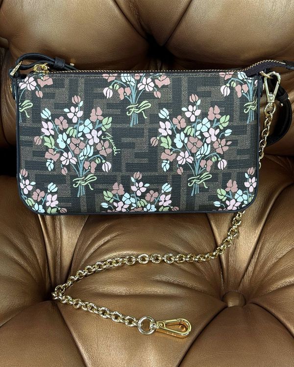(Working) Fendi Bouquet Jacquard FF Canvas Gold-Tone Hardware Chain Strap (Bag)