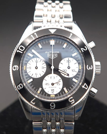No Reserve - 2018 Tag Heuer Autavia Heritage 42MM Black Dial Steel Bracelet (CBE2110.BA0687)