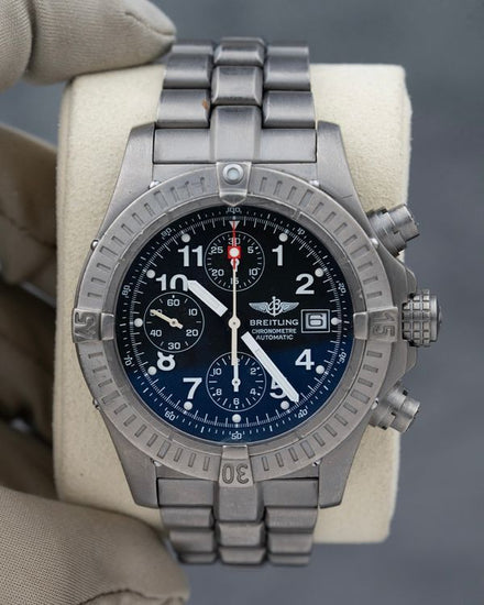 No Reserve - 2005 Breitling Avenger 44MM Black Dial Titanium Bracelet (E1336009/B555)