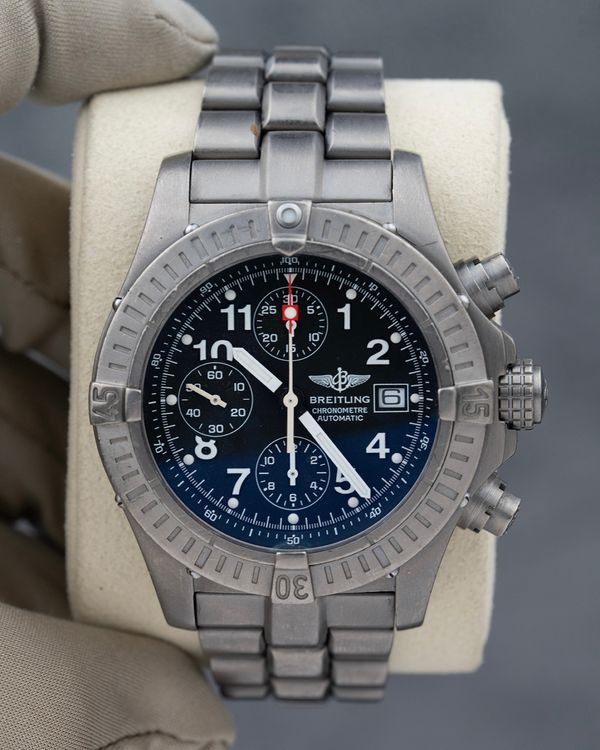 No Reserve - 2005 Breitling Avenger 44MM Black Dial Titanium Bracelet (E1336009/B555)