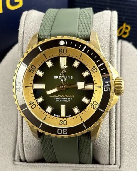 2022 Breitling Superocean 42MM Green Dial Rubber Strap (N17375)