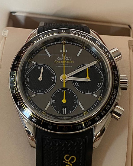 No Reserve - 2020 Omega Speedmaster Racing 40MM Grey Dial Rubber Strap (326.32.40.50.06.001)