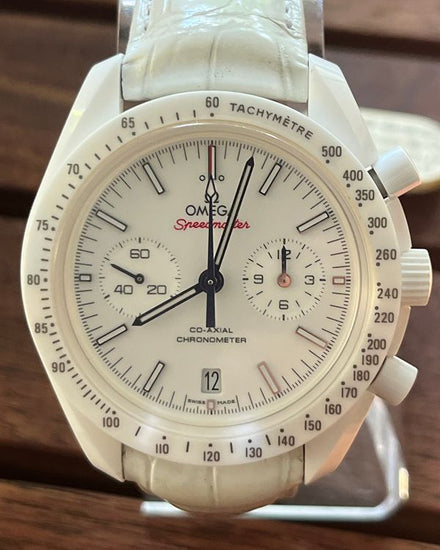 2025 Omega Speedmaster Dark Side of the Moon "White Side of the Moon" 44.25MM White Dial Leather Strap (311.93.44.51.04.002)