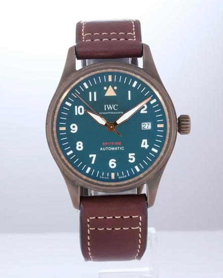 No Reserve - 2021 IWC Schaffhausen Pilot Spitfire 39MM Green Dial Leather Strap (IW326802)