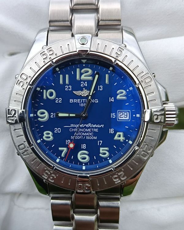 Breitling Superocean (A17360)