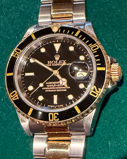 1993 Rolex Submariner Date 40MM Black Dial Two-Tone Oyster Bracelet (16613)