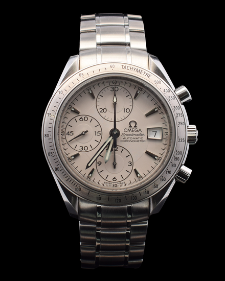 2015 Omega Speedmaster Date 40MM Silver Dial Steel Bracelet (3211.30.00)
