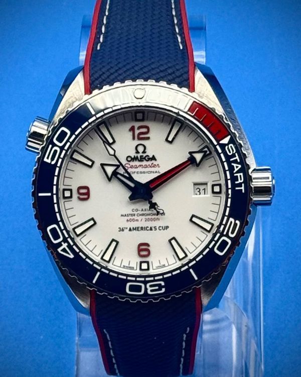 Omega Seamaster Planet Ocean (215.32.43.21.04.001)