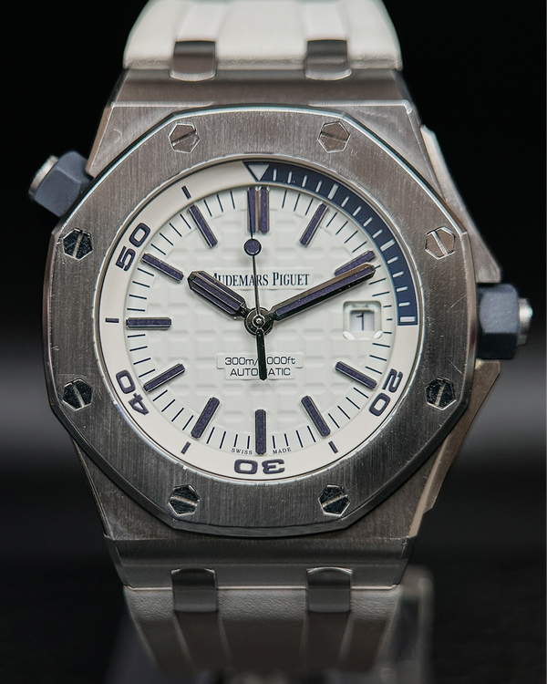 No Reserve - 2020 Audemars Piguet Royal Oak Offshore Diver 42MM White Dial Rubber Strap (15710ST.OO.A010CA.01)