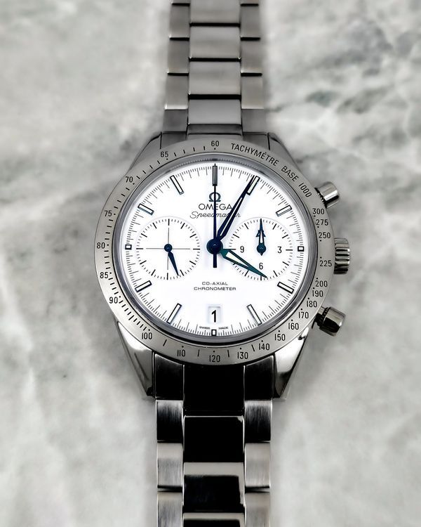 No Reserve - Omega Speedmaster (331.90.42.51.04.001)