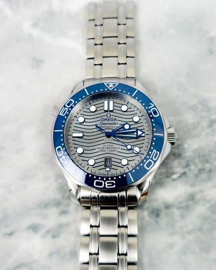 No Reserve - Omega Seamaster Diver 300M 42MM Grey Dial Steel Bracelet (210.30.42.20.06.001)