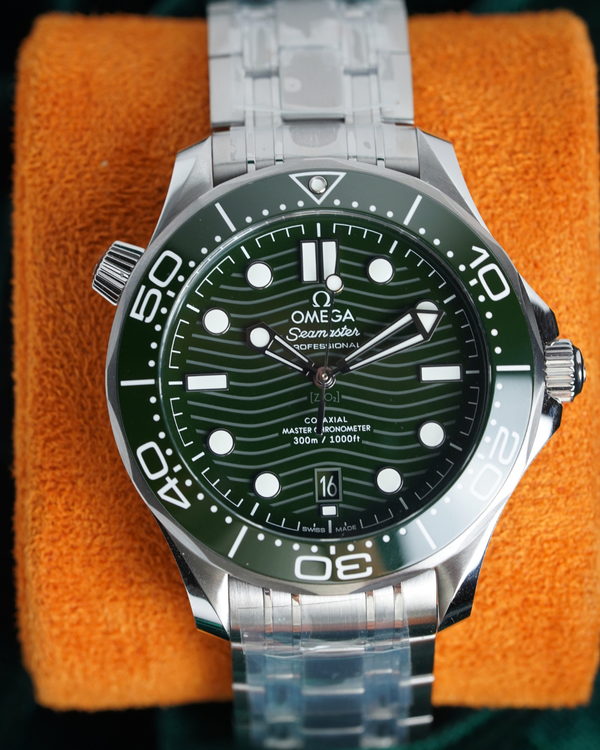 2026 Omega Seamaster Diver 300M "Seaweed" 42MM Green Dial Steel Bracelet (210.30.42.20.10.001)