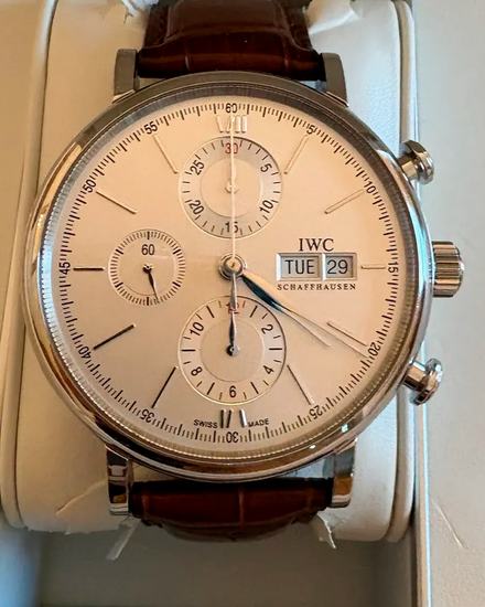 2016 IWC Schaffhausen Portofino Day Date Chronograph 42MM Silver Dial Leather Strap (IW391007)