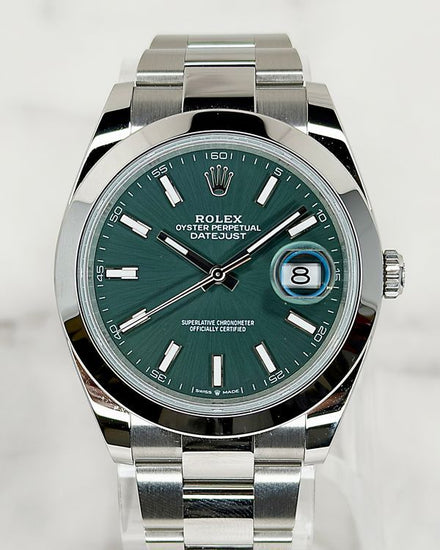 No Reserve - 2025 Rolex Datejust 41MM Green Dial Oyster Bracelet (126300)