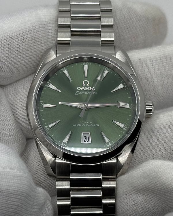 2024 Omega Seamaster Aqua Terra 38MM Green Dial Steel Bracelet (220.10.38.20.10.002)