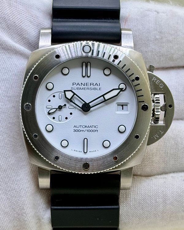 2024 Panerai Submersible 42MM White Dial Rubber Strap (PAM02223)