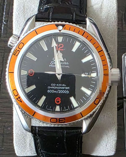 2013 Omega Seamaster Planet Ocean 600M 42MM Black Dial Leather Strap (2909.50.83)