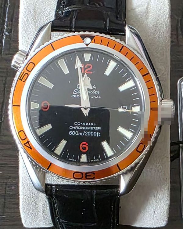 2013 Omega Seamaster Planet Ocean 600M 42MM Black Dial Leather Strap (2909.50.83)