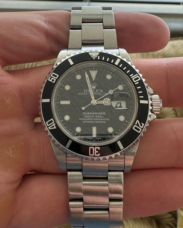 2004 Rolex Submariner Date 40MM Black Dial Oyster Bracelet (16610)