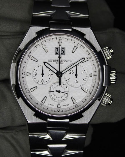 2015 Vacheron Constantin Overseas Chronograph 42MM White Dial Steel Bracelet (49150/B01A-9095)