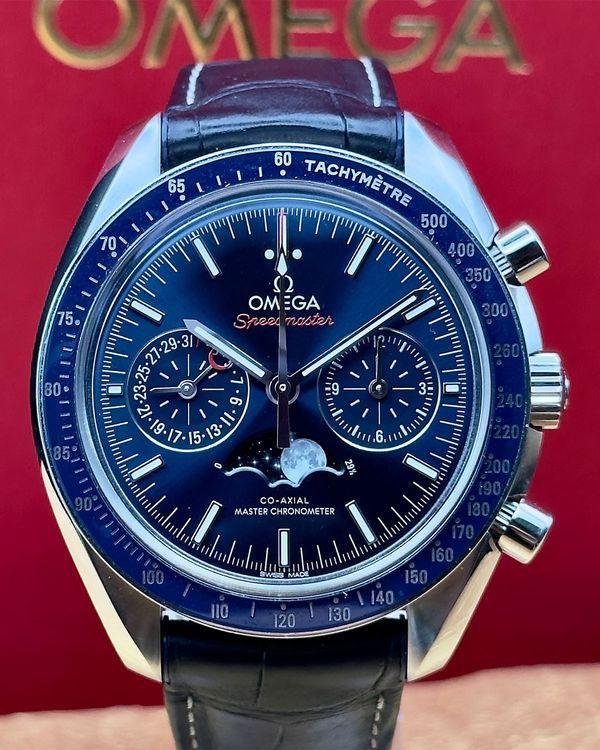 2021 Omega Speedmaster Moonphase 44.25MM Blue Dial Steel Bracelet (304.33.44.52.03.001)
