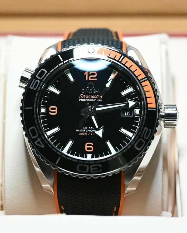 2023 Omega Seamaster Planet Ocean 600M 43.5MM Black Dial Rubber Strap (215.32.44.21.01.001)