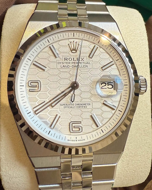 2026 Rolex Land-Dweller 40MM White "Honeycomb" Dial Flat Jubilee Bracelet (127334)