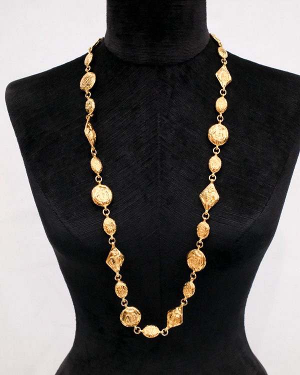 1983 Chanel Accessories Coco Chanel Motif Yellow Gold-Plated (Necklace)