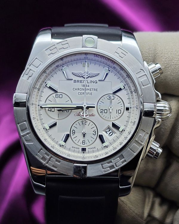 Breitling Chronomat (AB0110)