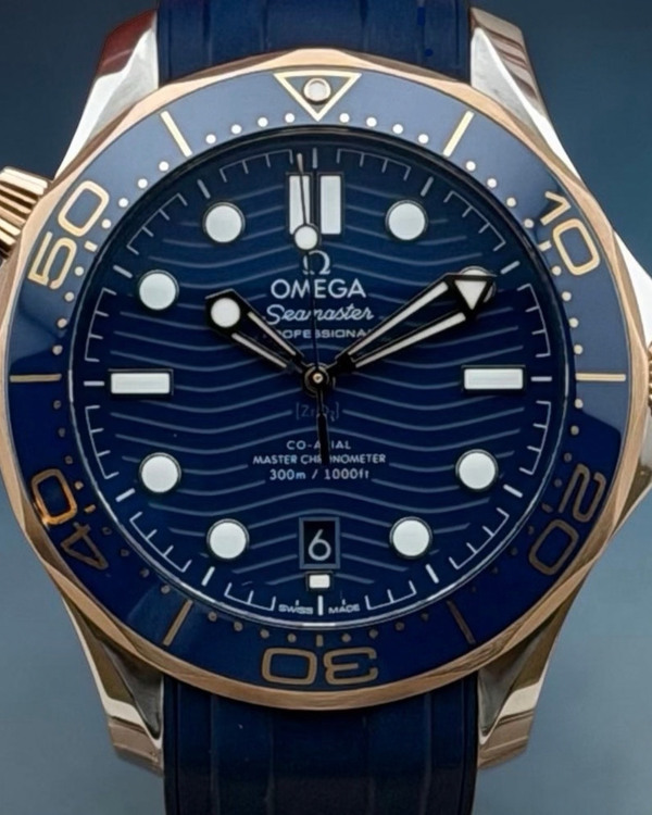 2026 Omega Seamaster Diver 300M 42MM Blue Dial Rubber Strap (210.22.42.20.03.002)