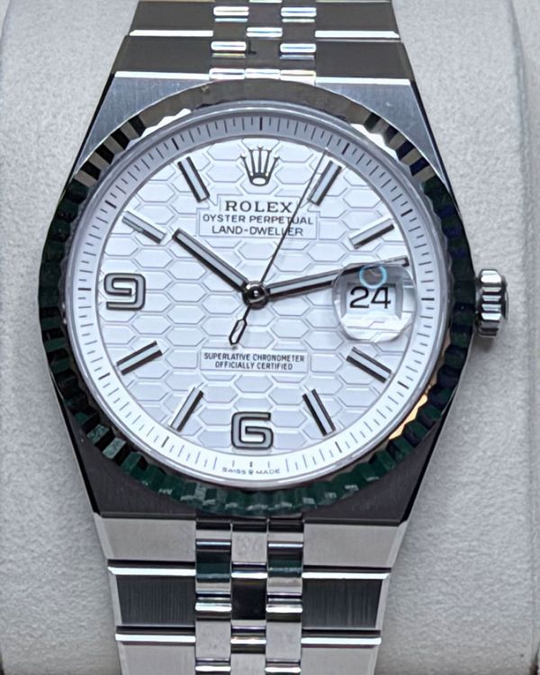 2026 Rolex Land-Dweller 40MM White "Honeycomb" Dial Flat Jubilee Bracelet (127334)