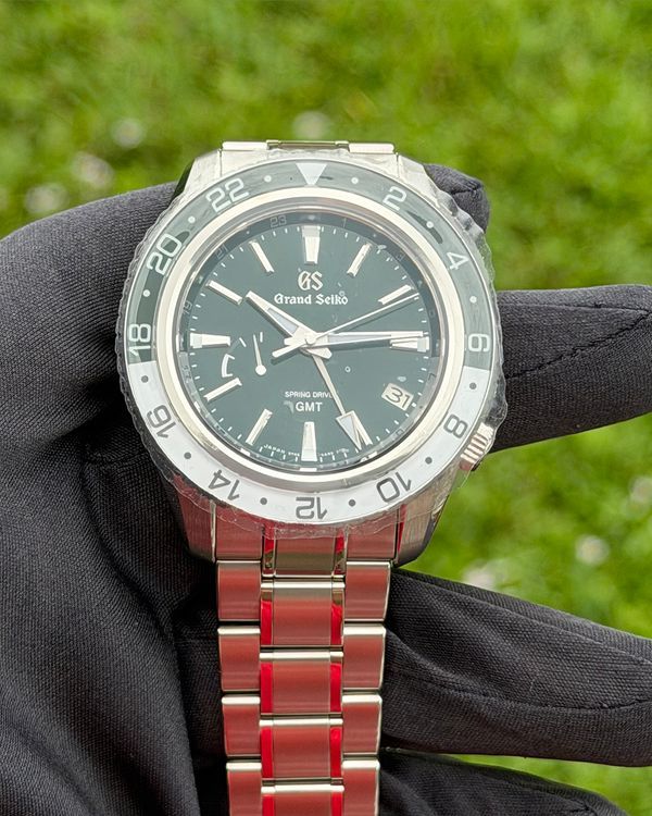 2026 Grand Seiko Sport Collection 44MM Green Dial Steel Bracelet (SBGE295)