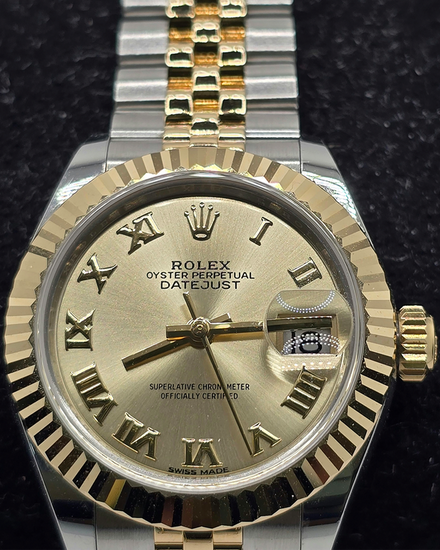 2018 Rolex Lady-Datejust 28MM Champagne Dial Two-Tone Super Jubilee Bracelet (279173)