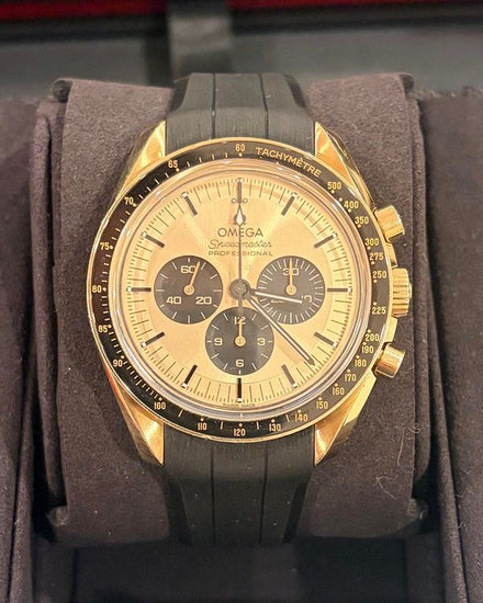 2023 Omega Speedmaster Professional Moonwatch 42MM Champagne Dial Rubber Strap (310.62.42.50.99.001)