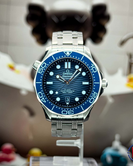 2023 Omega Seamaster Diver 300M "Summer Blue" 42MM Blue Dial Steel Bracelet (210.32.42.20.03.002)