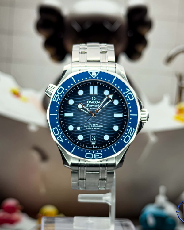 2023 Omega Seamaster Diver 300M "Summer Blue" 42MM Blue Dial Steel Bracelet (210.32.42.20.03.002)
