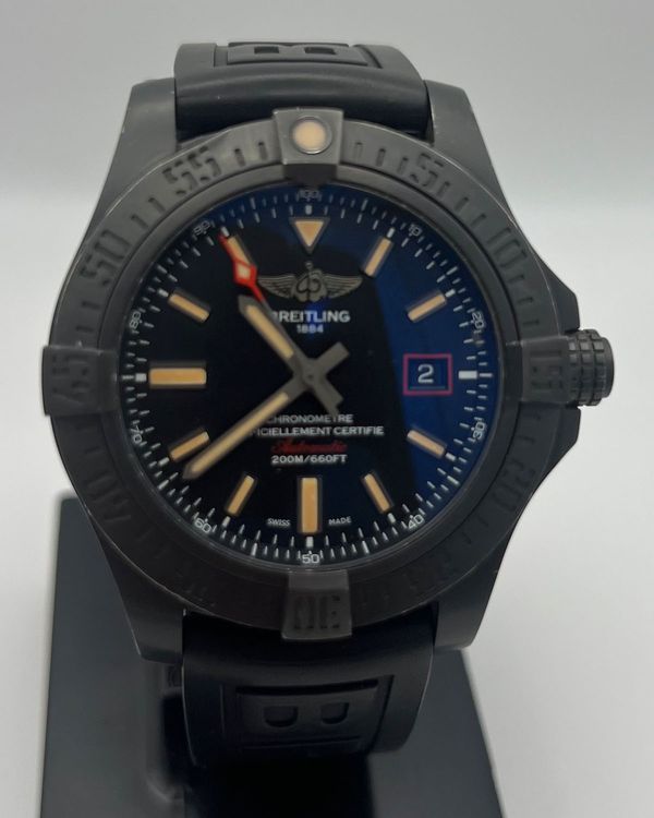 2019 Breitling Avenger Blackbird 44MM Black Dial Rubber Strap (V17311101B1W1)