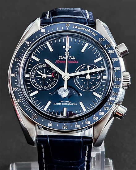 2020 Omega Speedmaster Moonphase 44.25MM Blue Dial Leather Strap (304.33.44.52.03.001)
