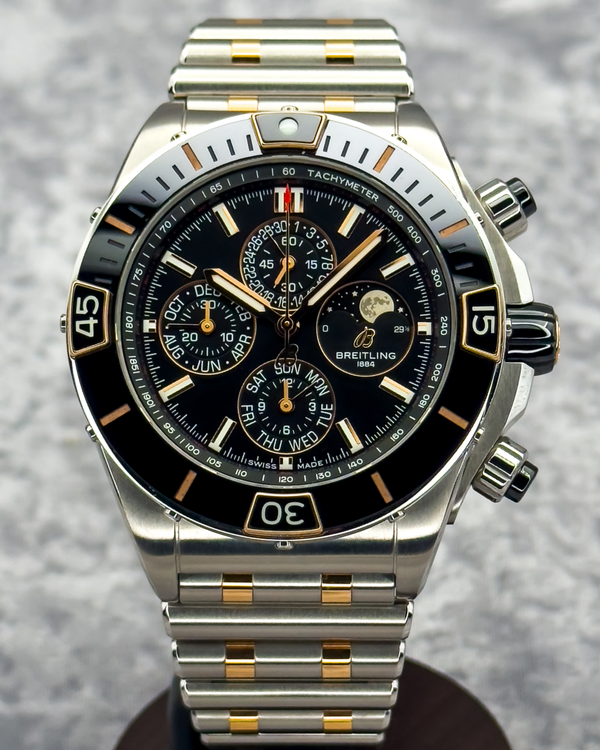2022 Breitling Super Chronomat Four-Year Calendar 44MM Black Dial Two-Tone Bracelet (I19320251B1A1)