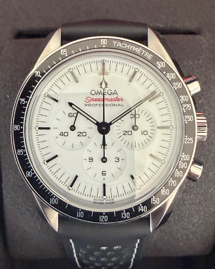 2026 Omega Speedmaster Professional Moonwatch 42MM White Dial Leather Strap (310.32.42.50.04.002)